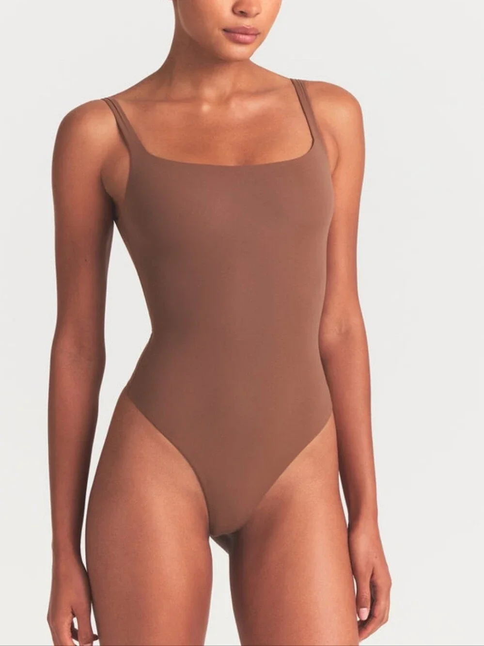 SKIMS FITS EVERYBODY SQUARE NECK BODYSUIT M